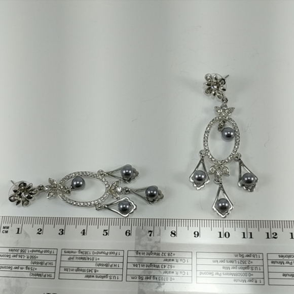 🇨🇦 Lot Of 3 Pairs Of Bold & Dramatic Earrings. - Picture 12 of 12